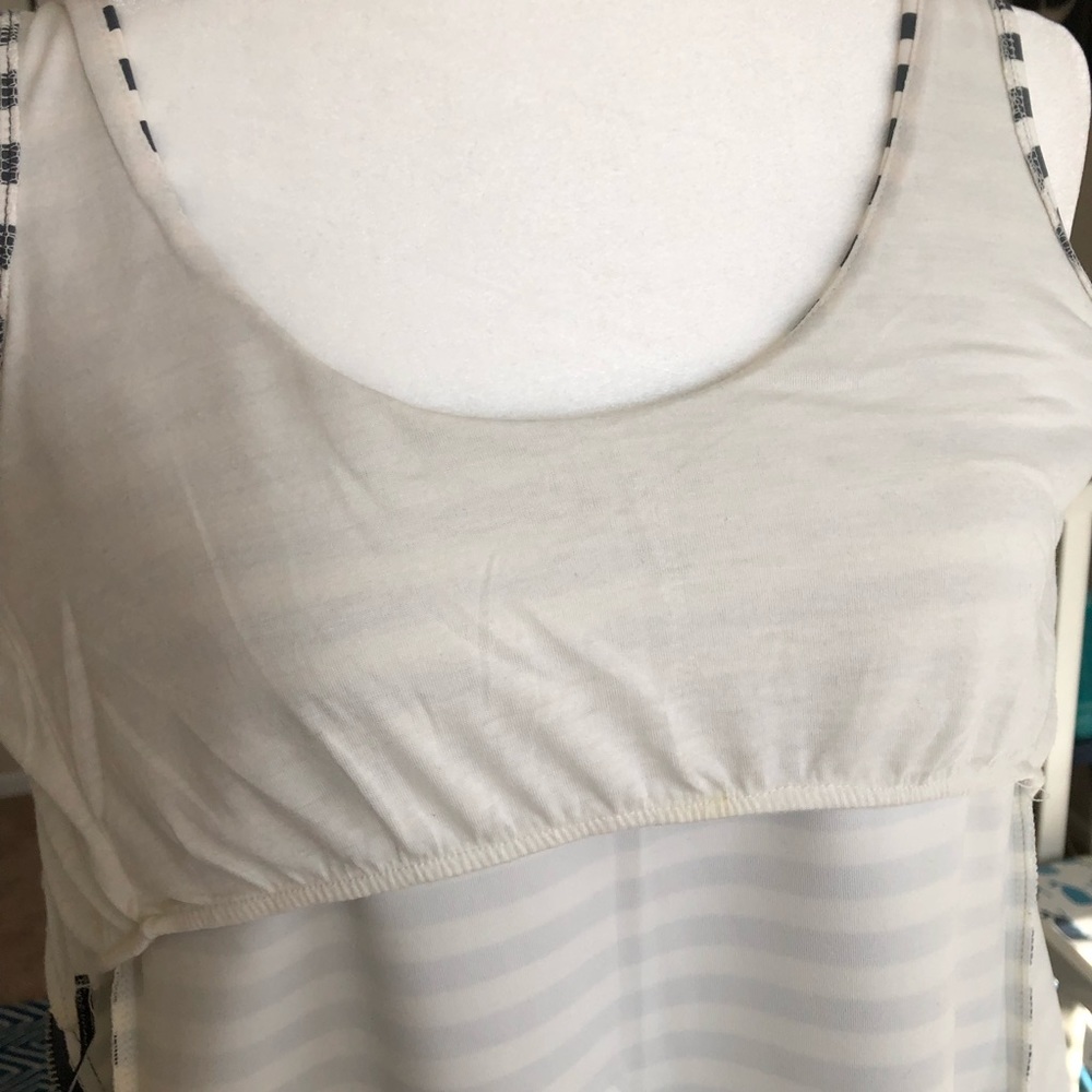 Grey and white striped bodycon mini dress - Picture 6 of 6